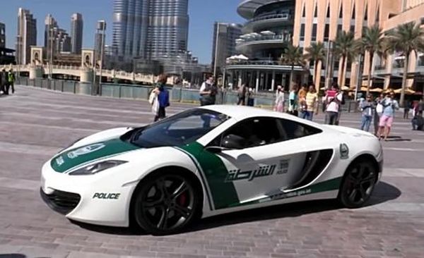 McLaren MP4-12C polizia Dubai